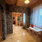 гуцульська оселя