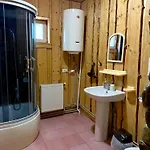 Lodge гуцульська оселя *