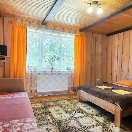 гуцульська оселя *