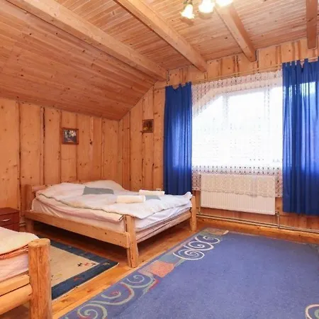 гуцульська оселя *