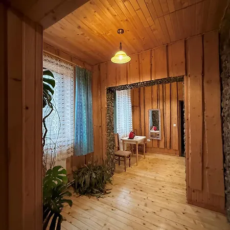 Domek letniskowy гуцульська оселя *