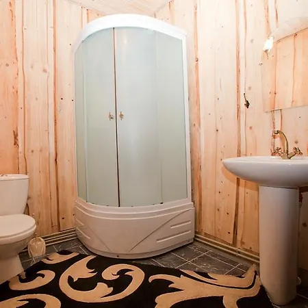 гуцульська оселя Lodge Jaremtsche